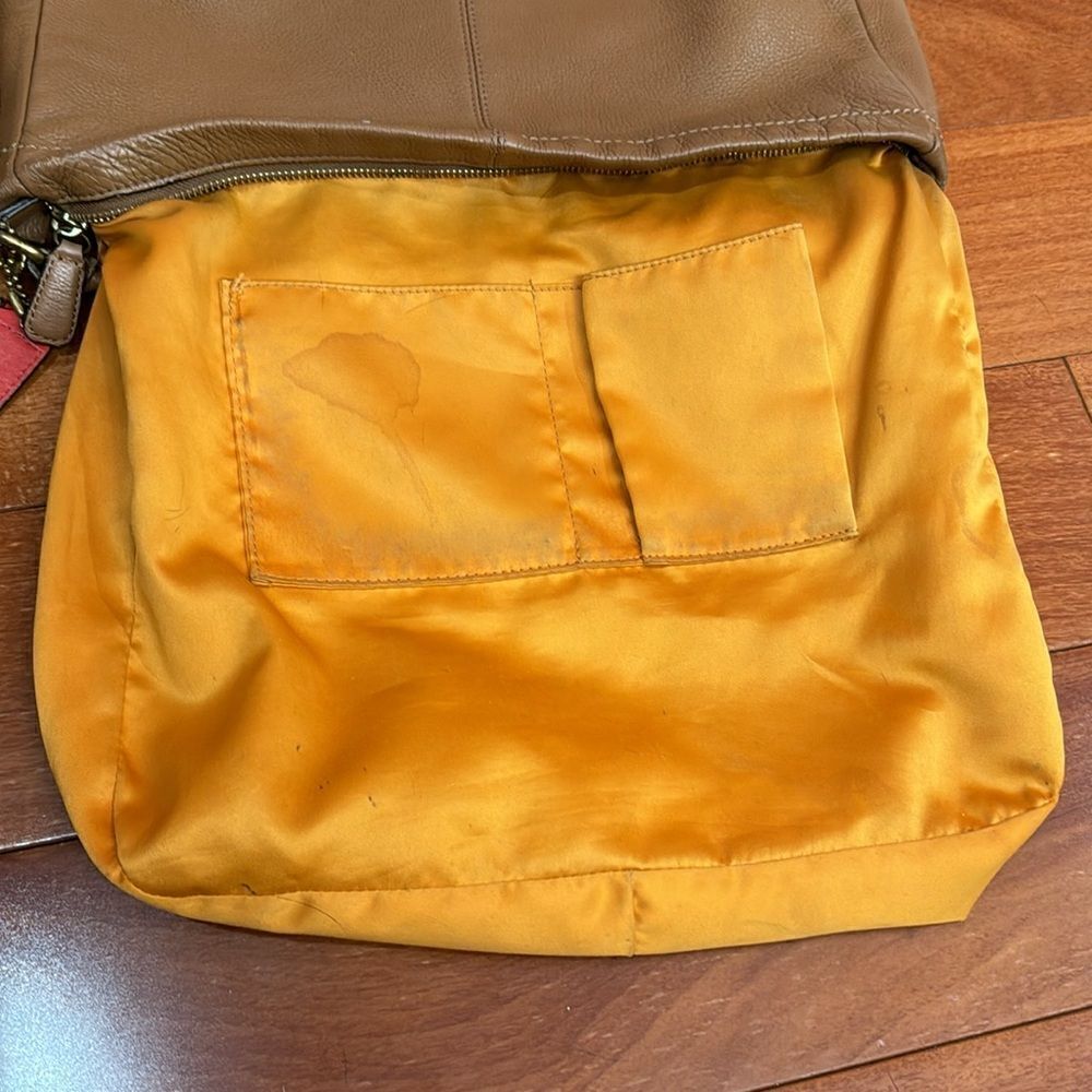 Coach British Tan Leather Hobo Adj. Strap 2 Way Shoulder‎ Zip Close - Picture 10 of 16